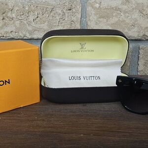 Louis Vuitton Black Sunglasses with Case